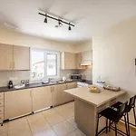 Sunnyvillas 2br Mythical Swimming Pool Bf03 Apartamento *