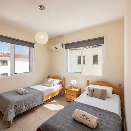Apartamento Sunnyvillas 2br Mythical Swimming Pool Bf03