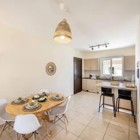 Sunnyvillas 2br Mythical Swimming Pool Bf03 Apartment Paralimni