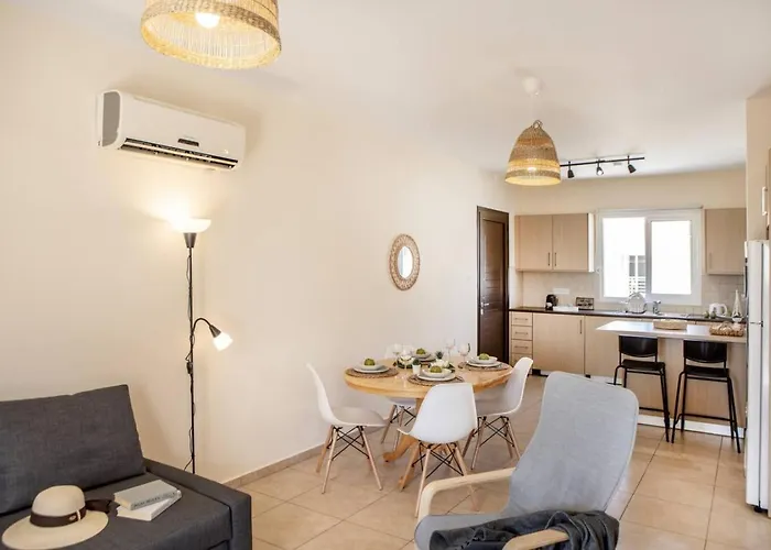 Sunnyvillas 2br Mythical Swimming Pool Bf03 Apartmán *