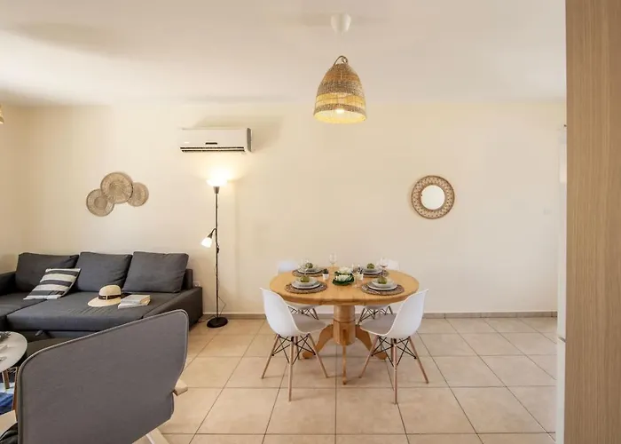 Apartmán Sunnyvillas 2br Mythical Swimming Pool Bf03 *